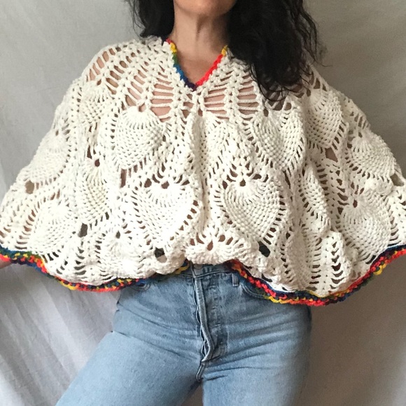 Vtg Granny Square Crocheted Poncho White + Rainbow - Picture 10 of 16
